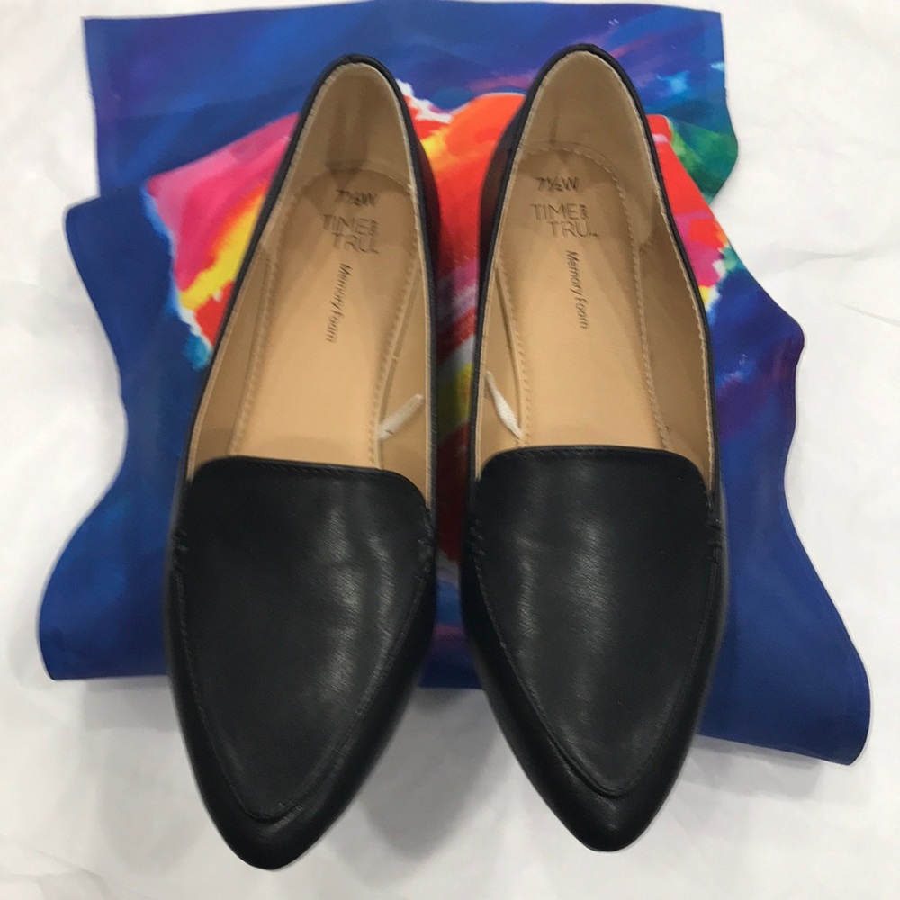 7 1/2 W MEMORY FOAM “ Time & True” ULTRA COMFORT AND NWOT. BLACK W TAN INSOLES👠
